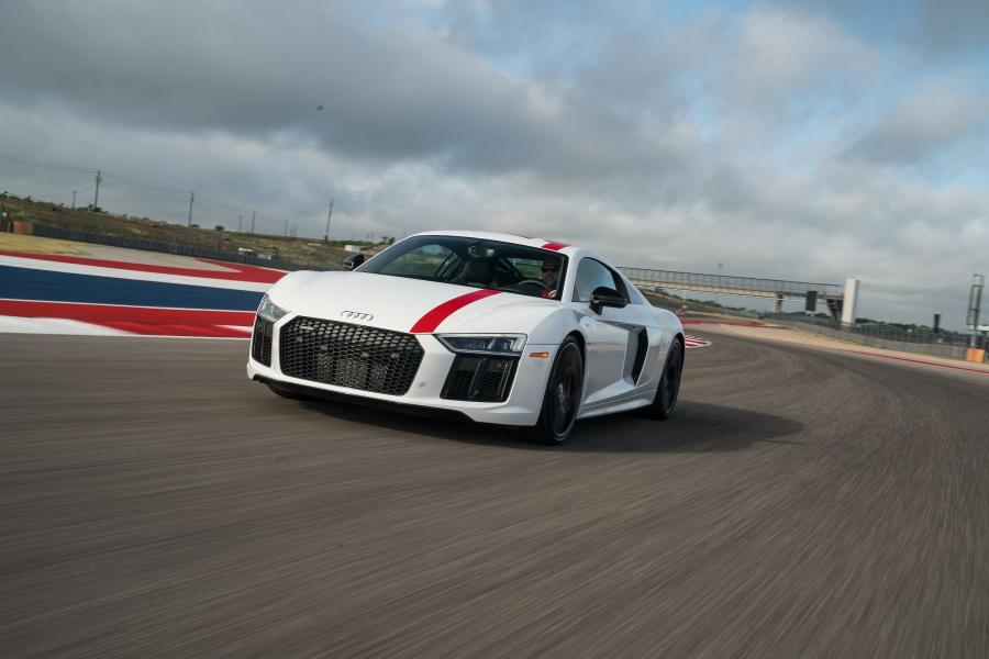  Audi R8 V10 RWS 2018 года  (NA) (фото 1 из 6)
